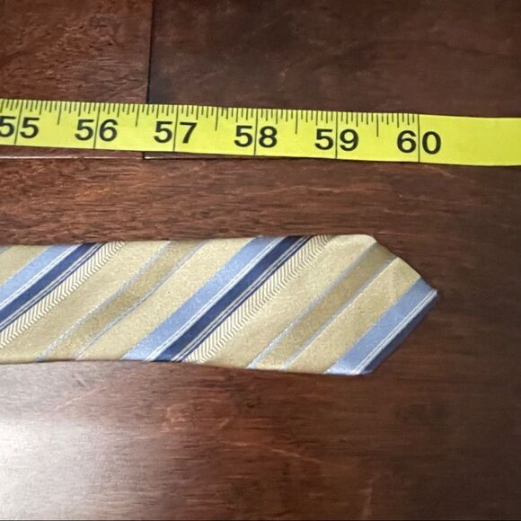 Michael Kors Diagonal Striped Necktie Blue Cream and Gold - Picture 7 of 10